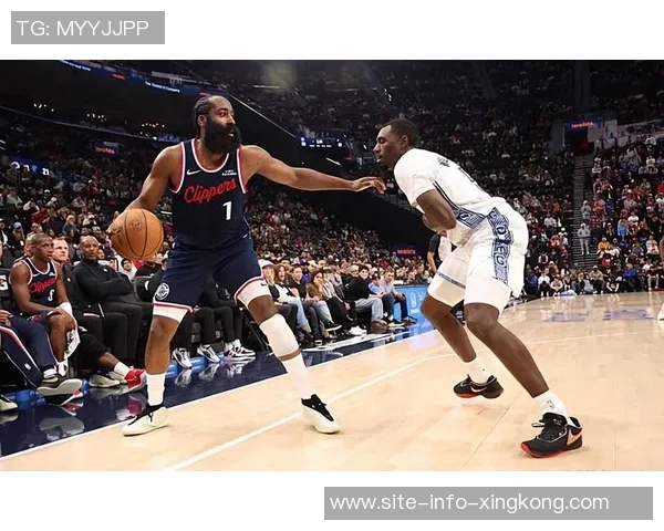 快船需双核驱动提升竞争力还需增加得分点以增强容错能力 快船需双核驱动提升竞争力还需增加得分点以增强容错能力