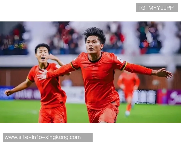 泰国U23球员詹森因飞踹被停赛两场将缺席与国足的较量