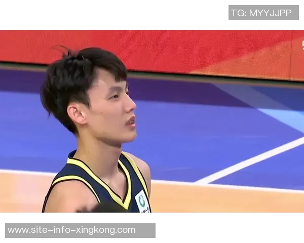 奎因下半场表现平平出战20分钟贡献14分5板2助攻6次抢断 奎因下半场表现平平出战20分钟贡献14分5板2助攻6次抢断